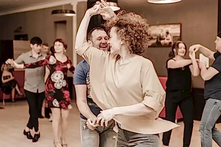 Salsa-Classes-Havana-Salsa-Standard